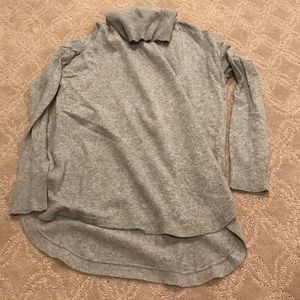 EUC Chelsea28 Turtleneck tunic sweater